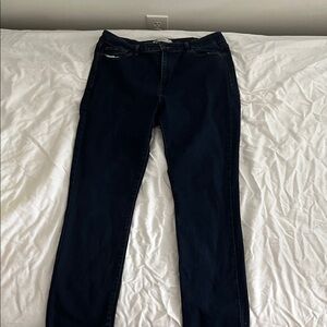 Vintage Levi's Mid Rise Skinny Jeans